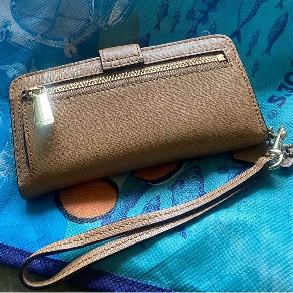 COACH SAFFIANO LEATHER Wallet Wristlet OL-SCHOOL - Picture 2 of 14